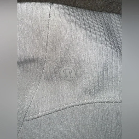 Lululemon Ribbed Shorts - Picture 1 of 4